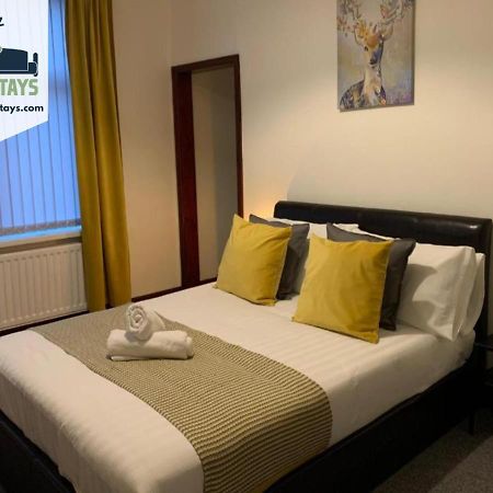 Rodsley - 2 Bedroom 1St Floor Flat Free Parking Wifi And Netflix Gateshead Zewnętrze zdjęcie