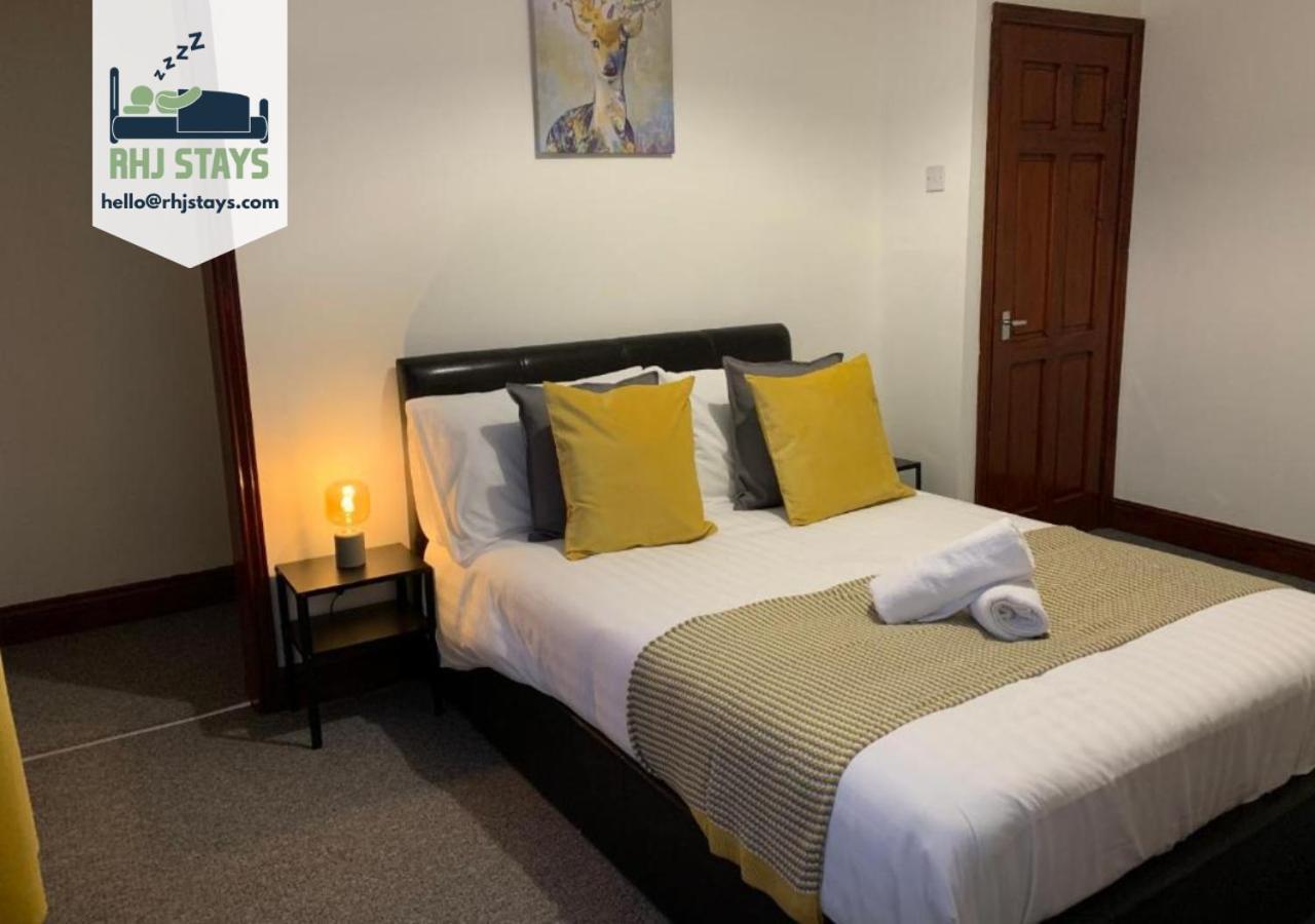 Rodsley - 2 Bedroom 1St Floor Flat Free Parking Wifi And Netflix Gateshead Zewnętrze zdjęcie